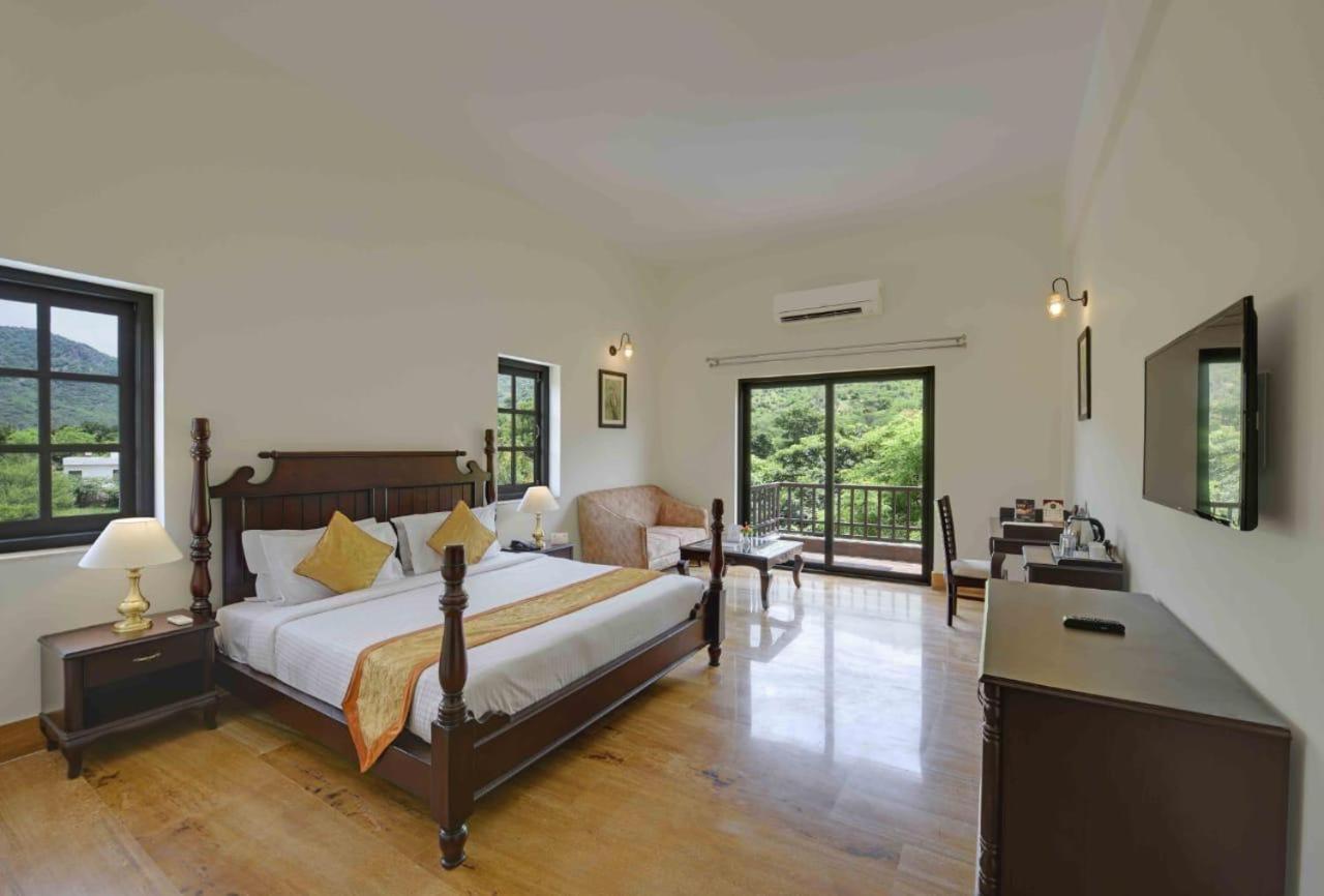 The Hunting Lodge Resort Udaipur - Villas & Pool Dabok Buitenkant foto