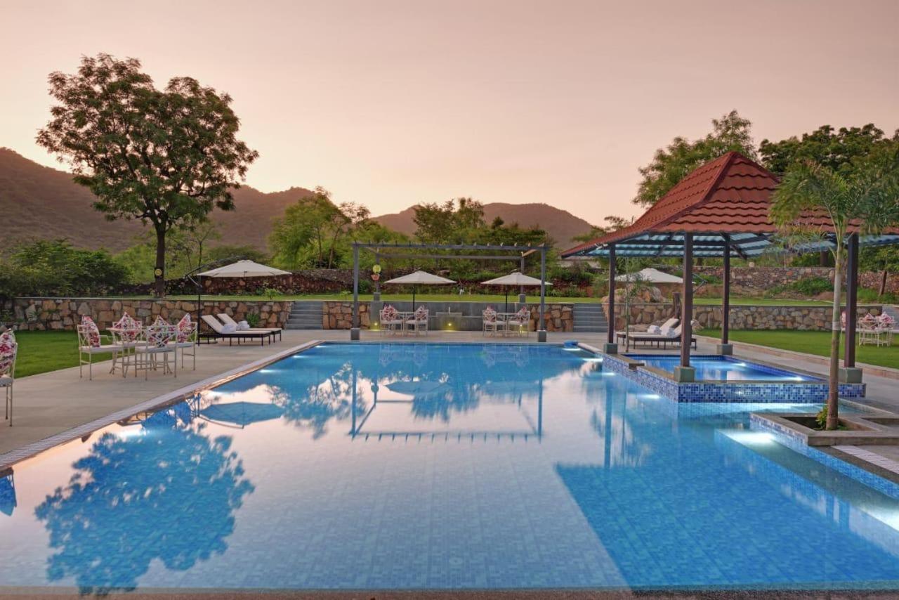 The Hunting Lodge Resort Udaipur - Villas & Pool Dabok Buitenkant foto
